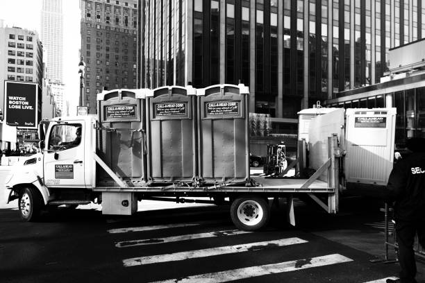 Best Portable toilet rental cost  in Whitehouse, OH